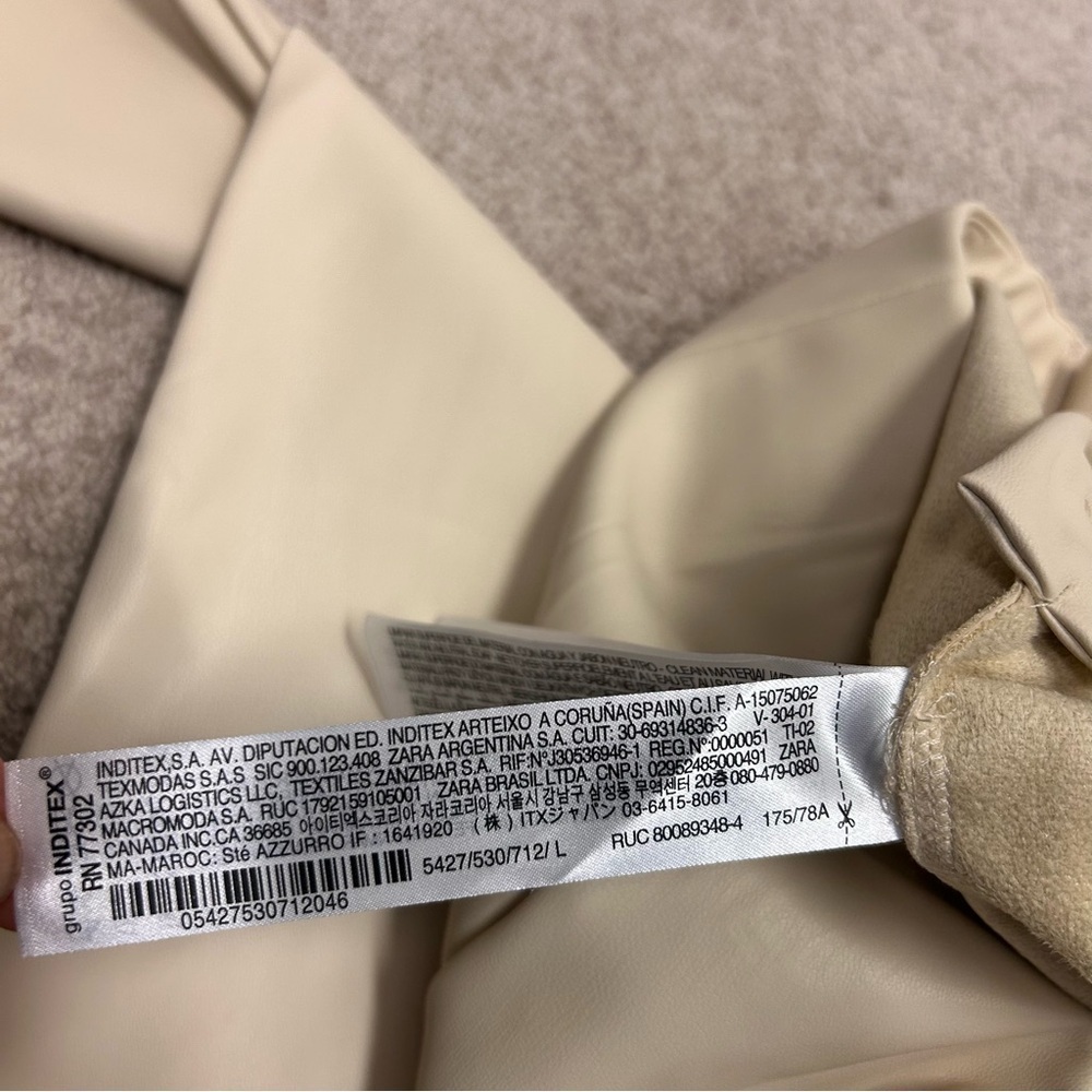 Zara ecru cream faux leather pleather high rise leggings zippered ankle L NWT - Picture 10 of 15